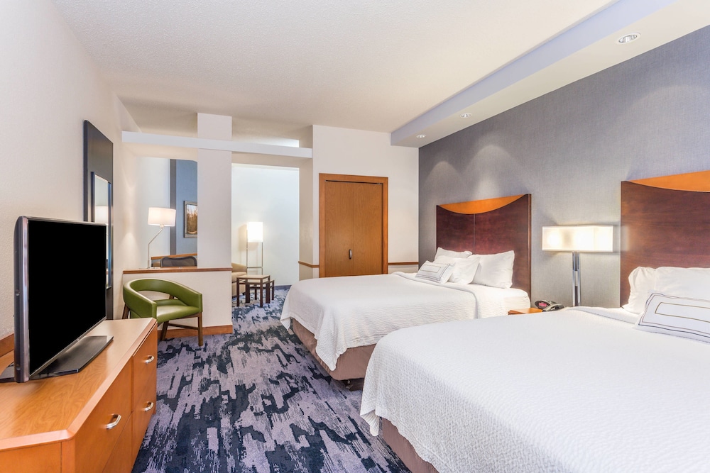 Junior Suite, Multiple Beds - Photo 1