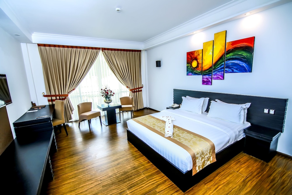 Deluxe room with Balcony to Water front photo 1