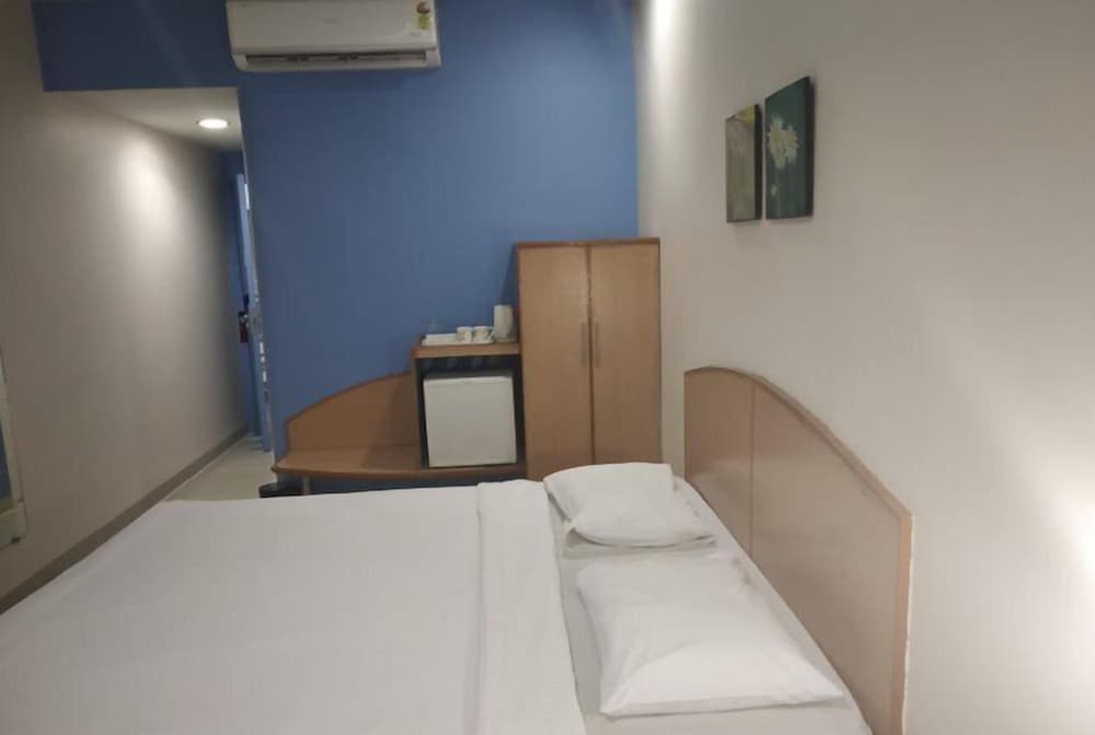 Luxe Room