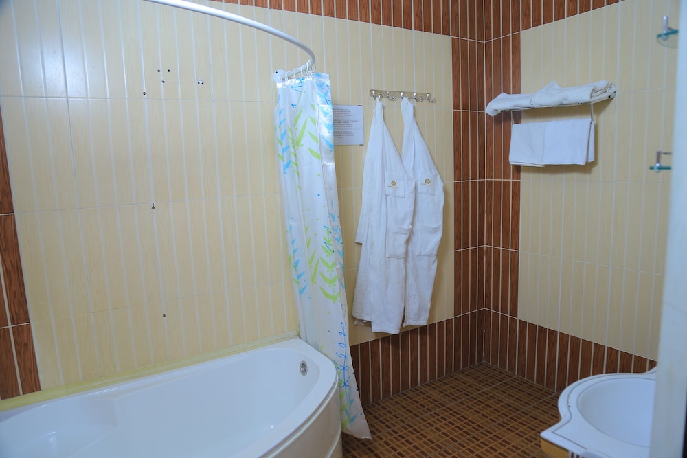 Suite, 2 Bedrooms photo 2
