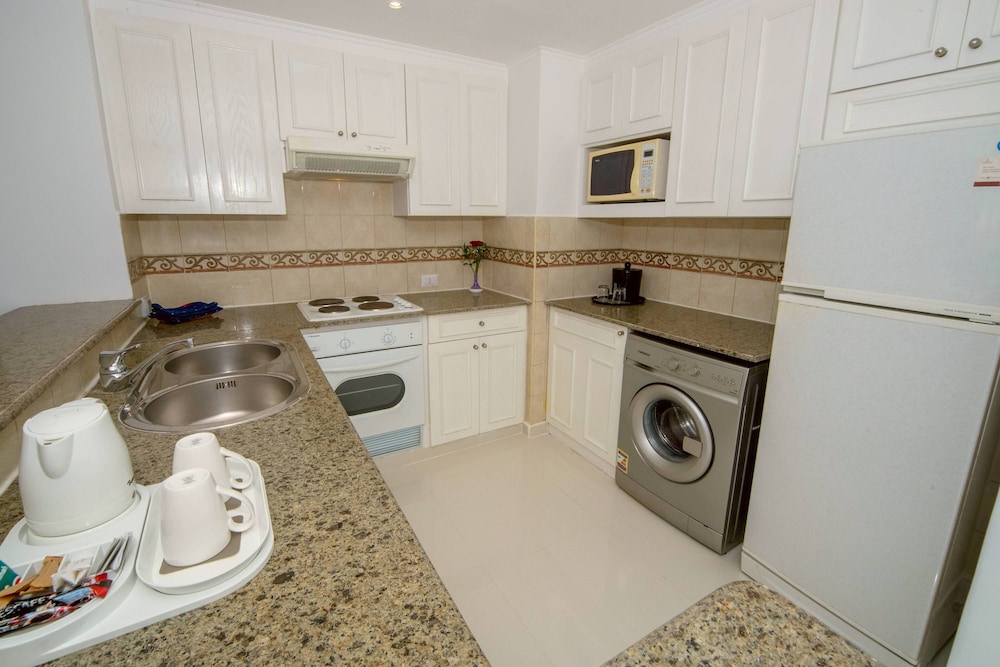 Premium Suite, 1 Bedroom, Garden View - Photo 11