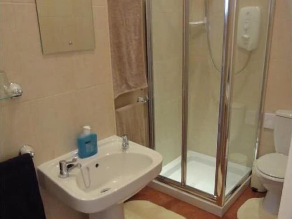 Double Room, Ensuite (Large Super King) photo 2