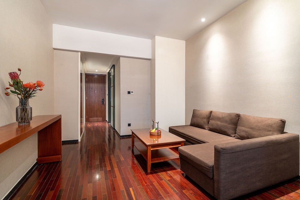 Family Room photo 2