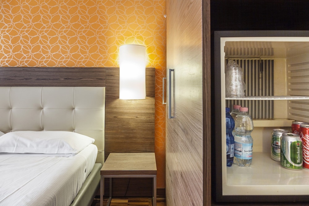 Deluxe Single Room