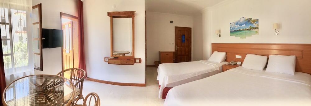 Triple Room photo 2