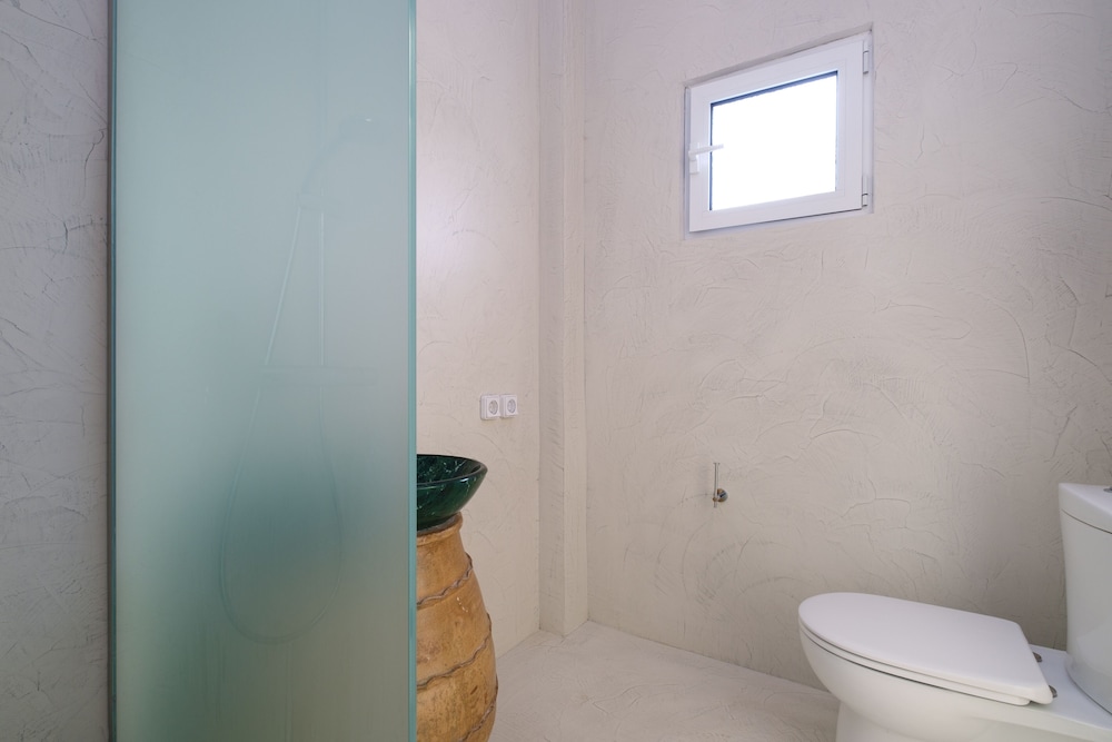 King Suite Sea View with Private Pool photo 3