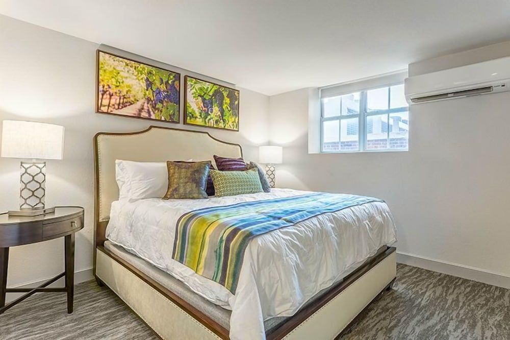 Vineyard Room photo 1