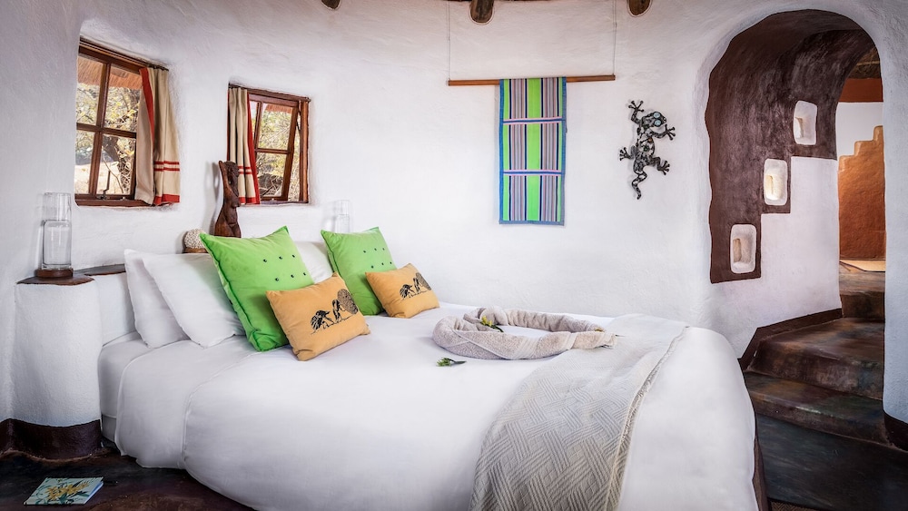 Lemon Tree Double Bed