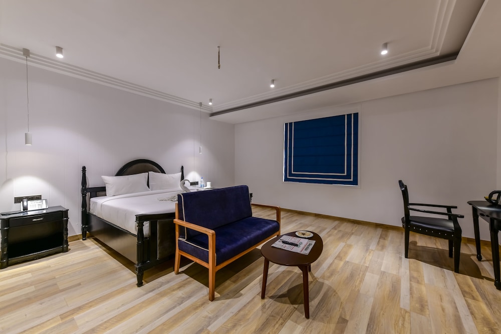 Junior Suite - Photo 1