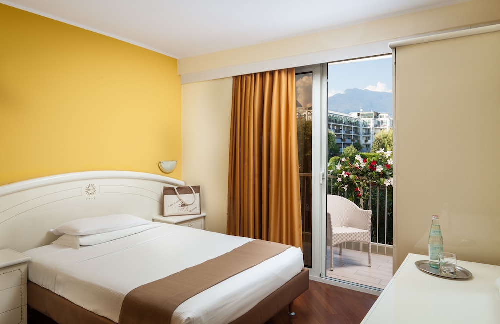 Deluxe Triple Room, Balcony