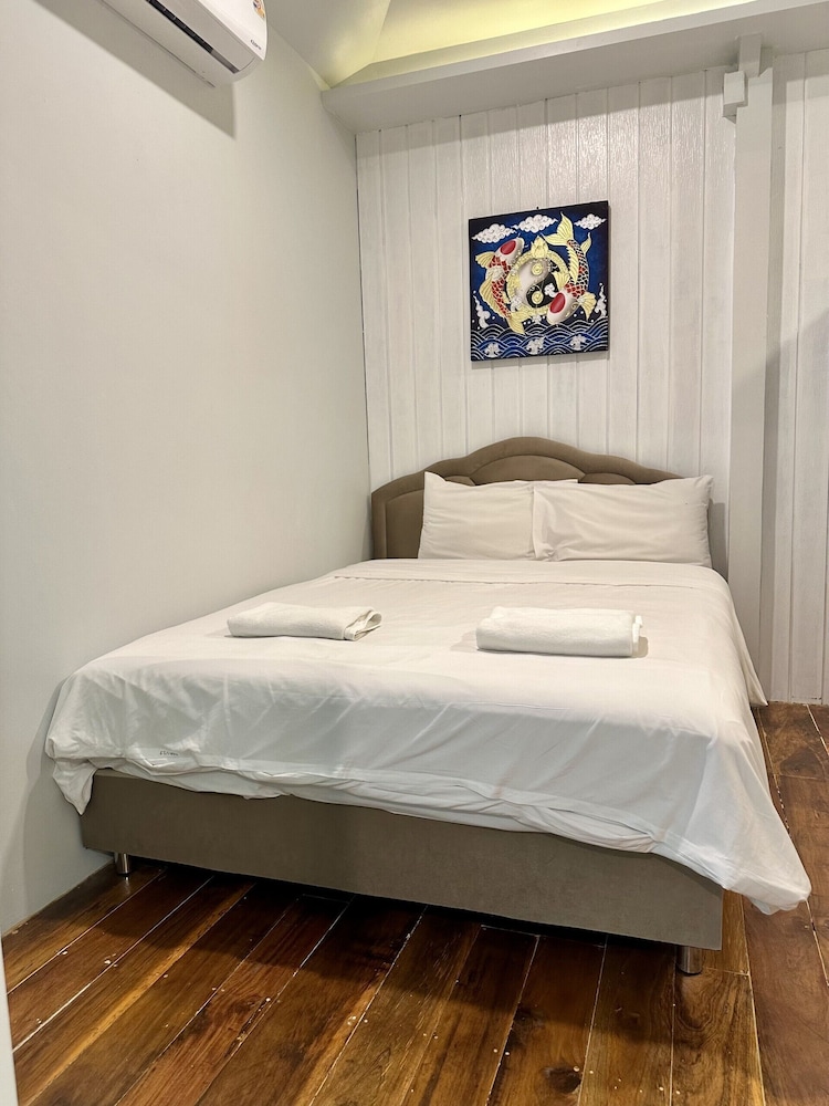 Grand Room, Garden View, Garden Area photo 3