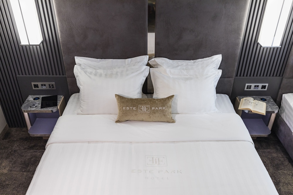 Deluxe Triple Room - Photo 4