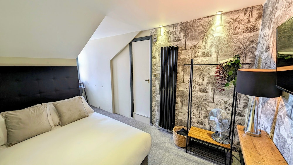 Classic Double Room