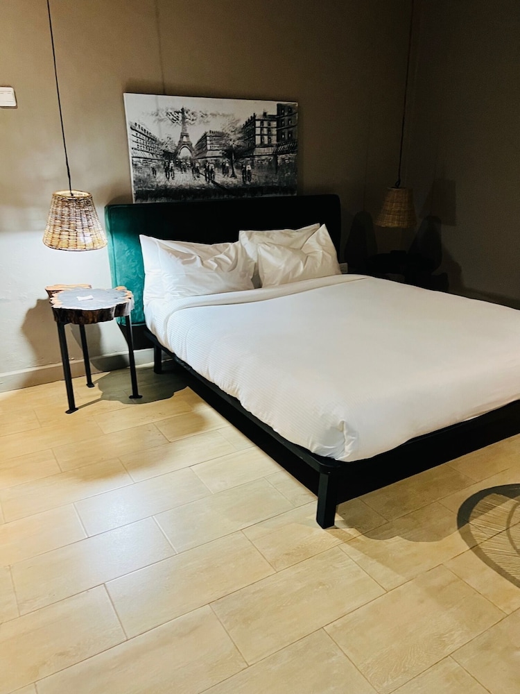 Economy Double Room Single Use photo 2