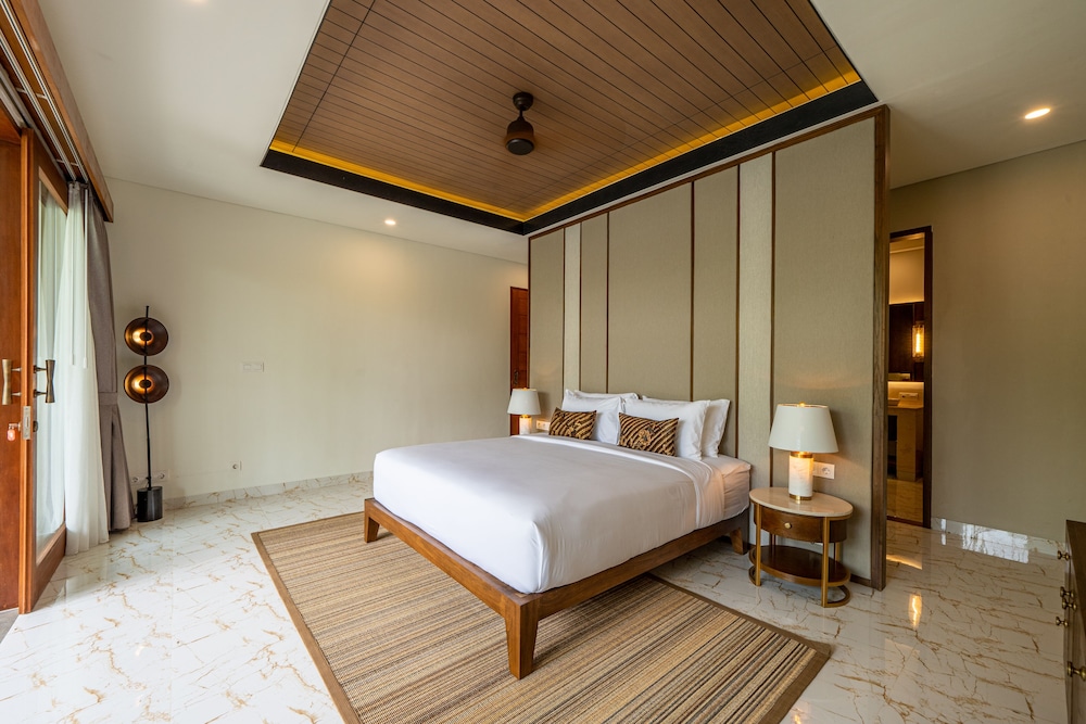 5 Bedroom Villa - Reillo 1 - Photo 1