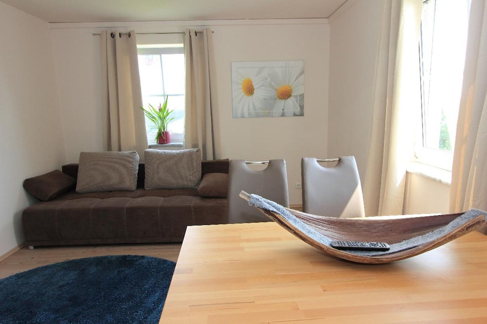 Apartment, Hot Tub, Garden Area photo 2