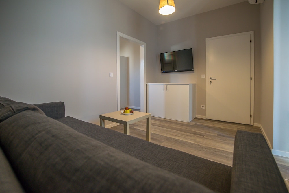 Family Apartment, 1 Bedroom (Olive) photo 3