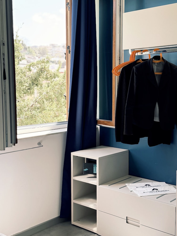 Standard Triple Room - Photo 7