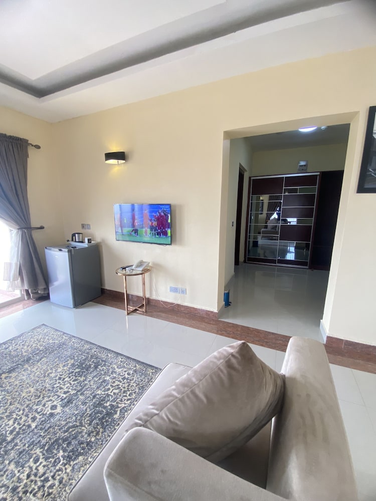 Premium Studio Suite photo 1