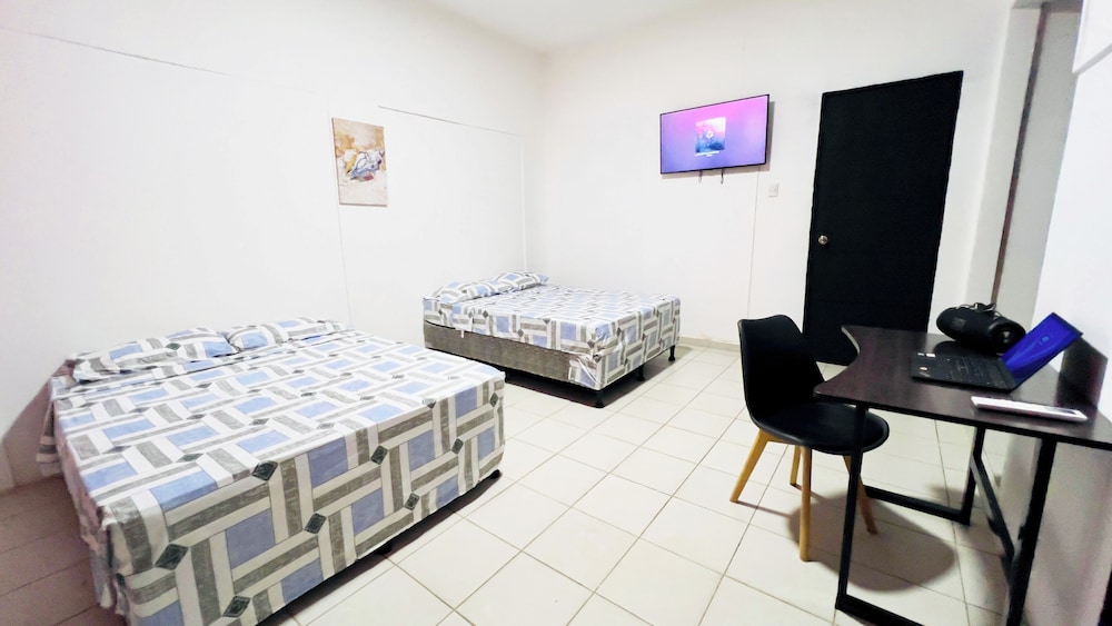 Comfort Quadruple Room, 2 Double Beds, Non Smoking, Private Bathroom photo 3