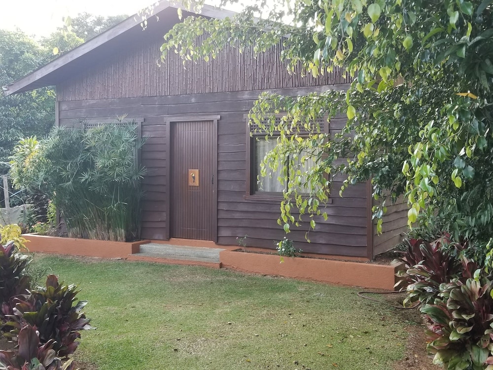 Family Cabin, 2 Bedrooms, Private Bathroom, Mountain View photo 1