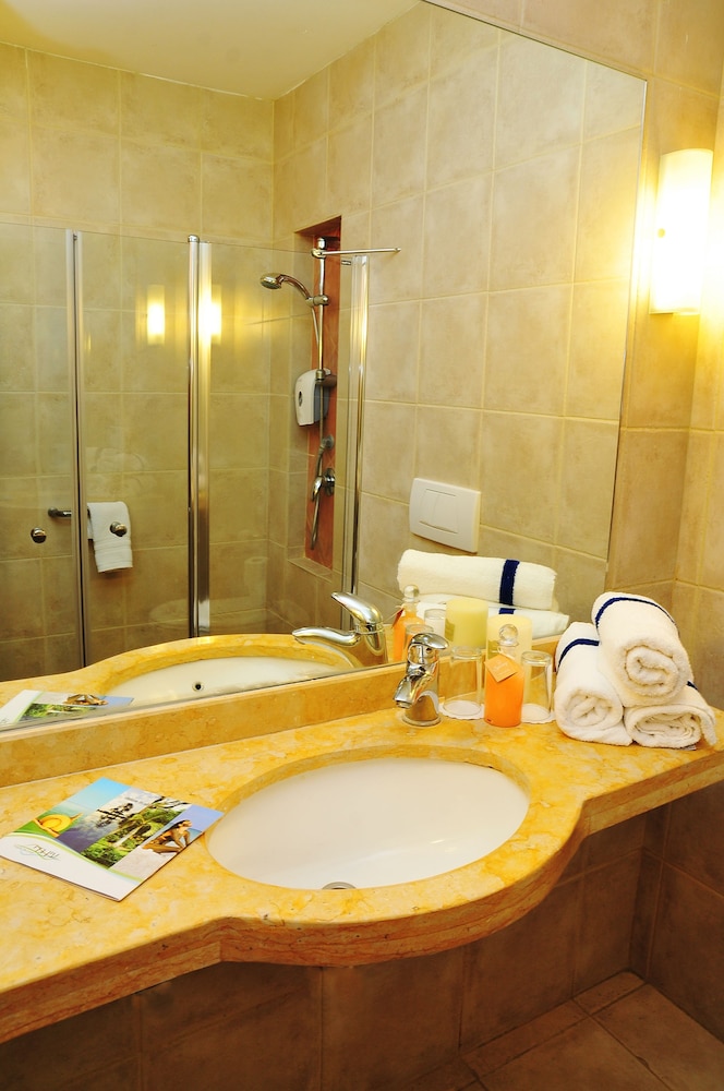 Superior Room - Photo 6