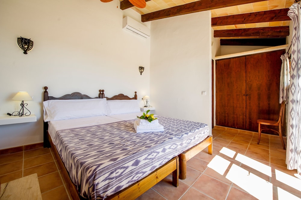 Panoramic Double or Twin Room, 2 Twin Beds, Non Smoking, Hill View photo 3