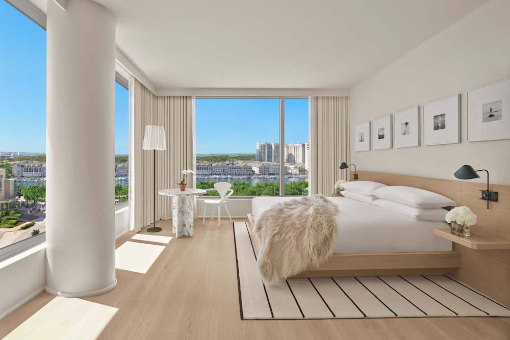 Premier Suite, 1 Bedroom, Non Smoking - Photo 1