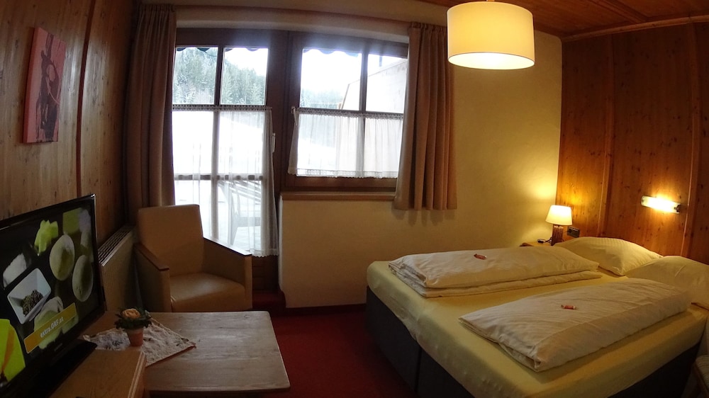 Grand Single Room, Balcony