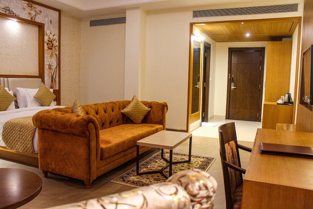 Superior Room, 1 Double Bed, Non Smoking - Photo 4