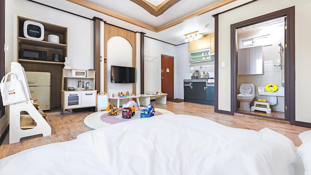 Basic Room, 1 Bedroom (Banana - Kidsroom) - Photo 3