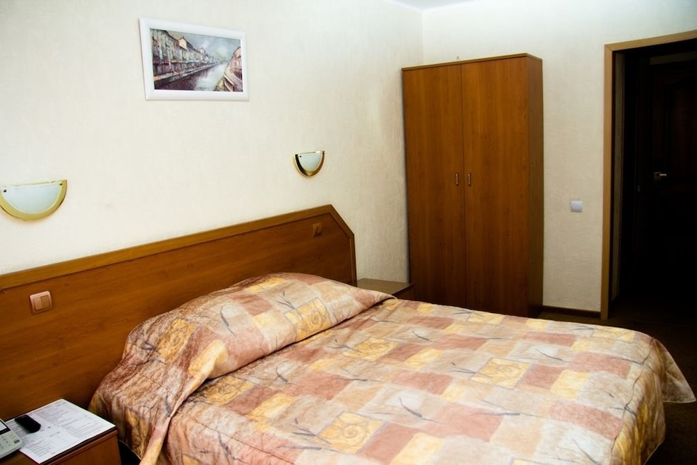 Standard Double Room photo 3