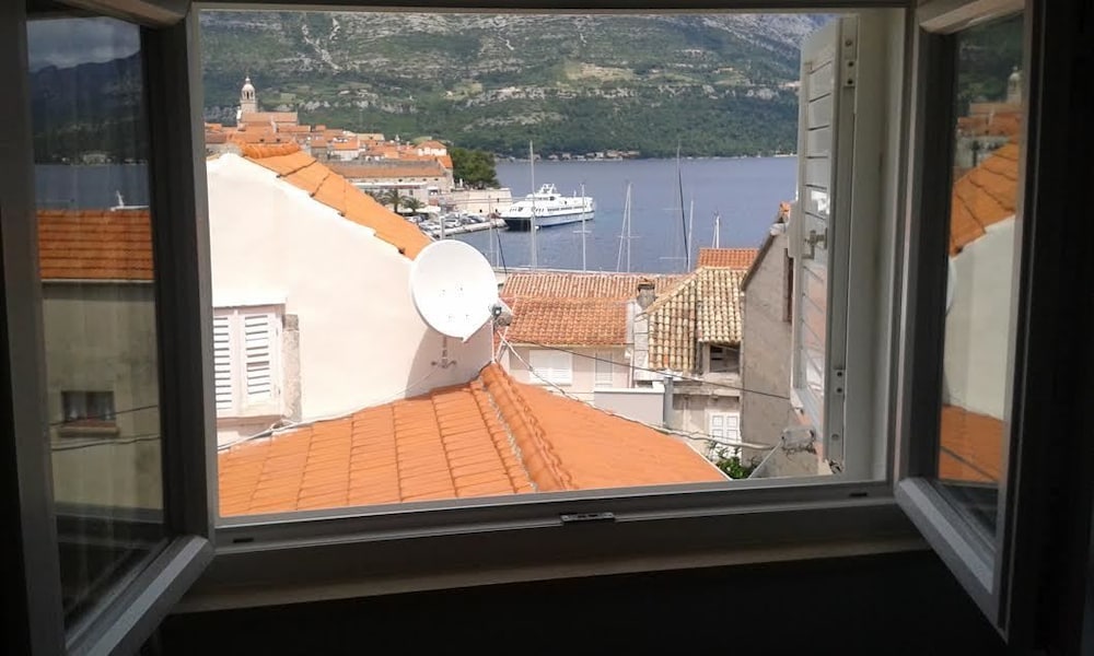 Apartment, 2 Bedrooms, Terrace, Sea View photo 3