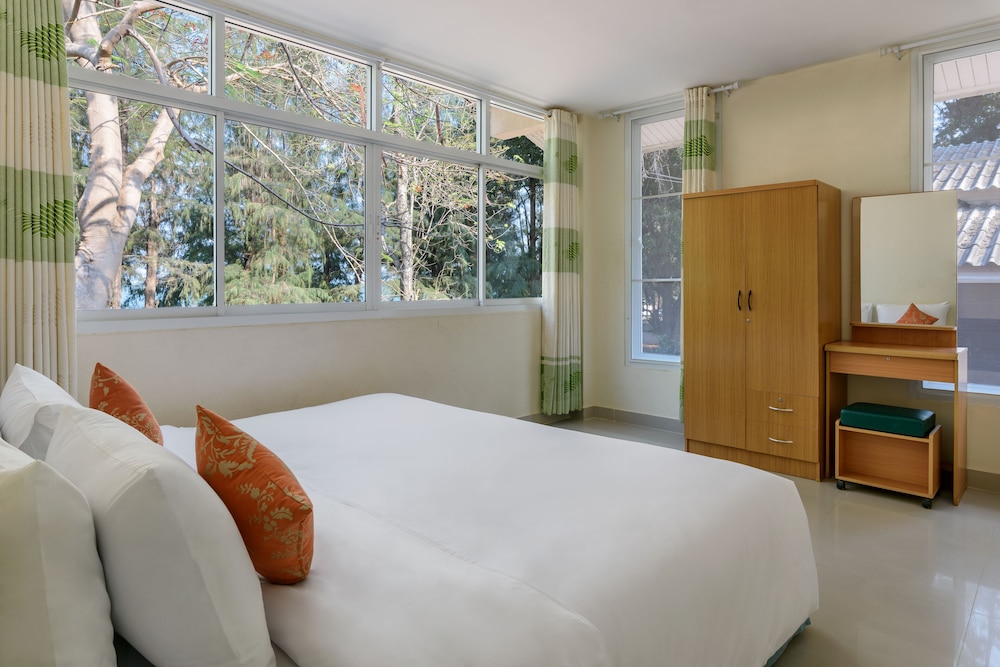 Beach House, 3 Bedrooms, Beachside - Photo 2