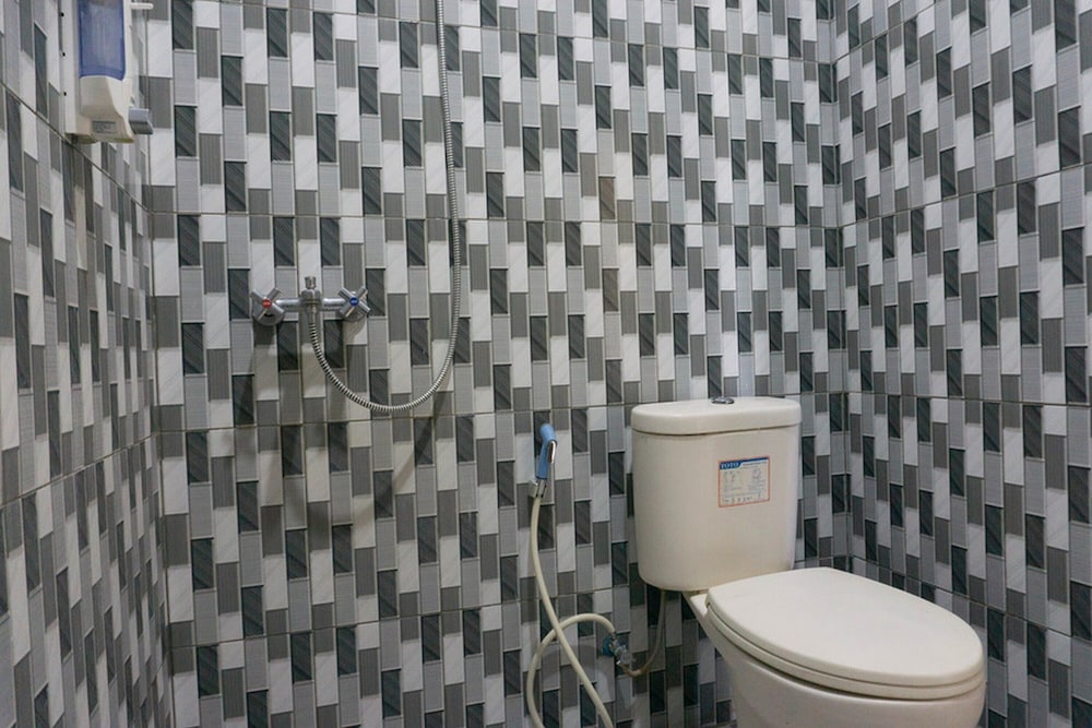 Twin Room (Reddoorz) photo 3