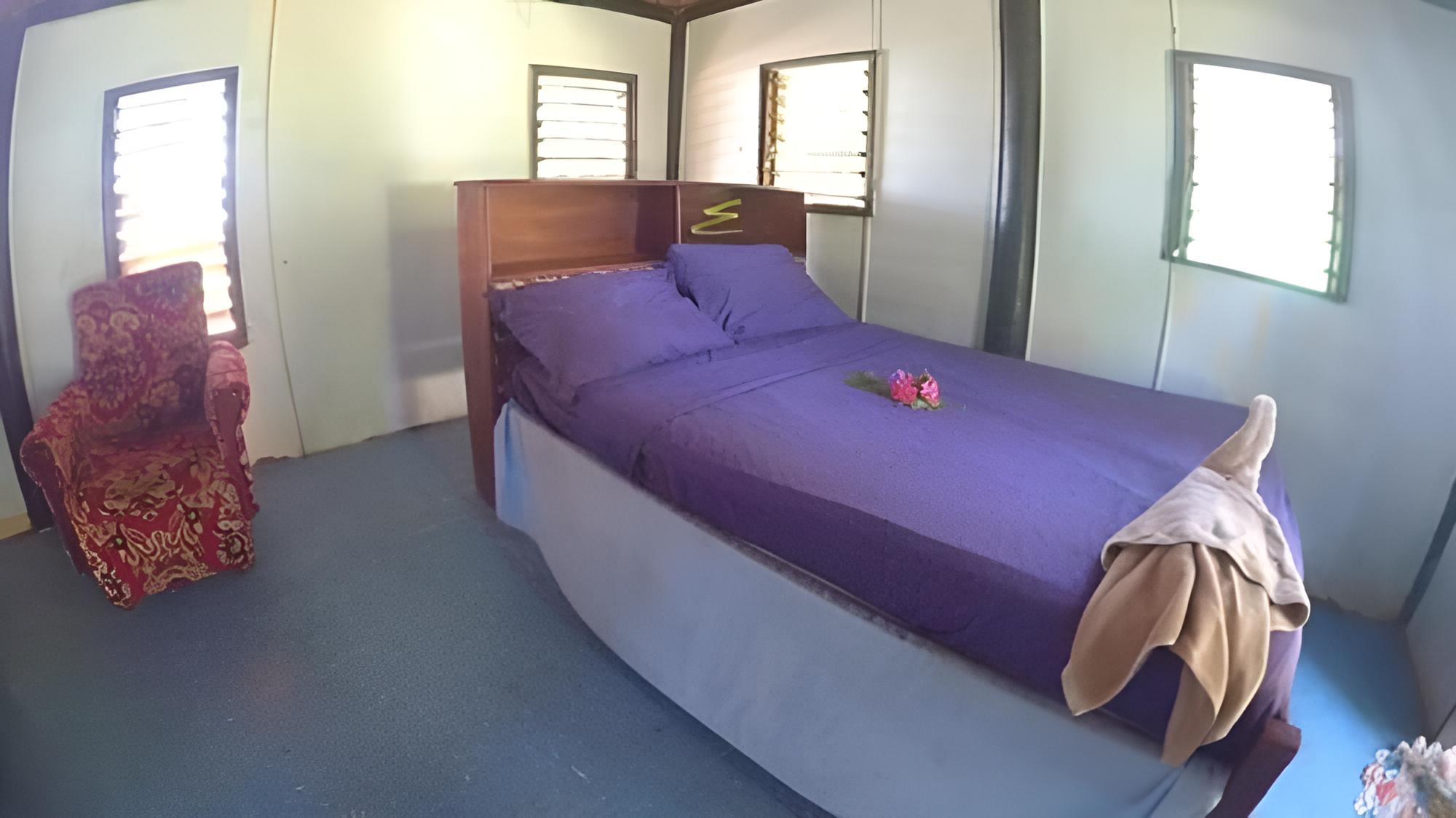 Panoramic Triple Room, 1 Bedroom, Ocean View, Beachfront photo 2