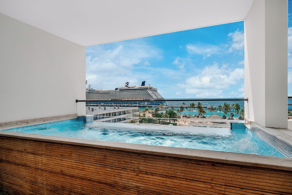 Presidential Suite thumbnail 6