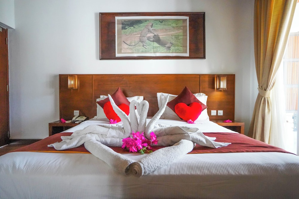 Deluxe Double Room, Pool View photo 3
