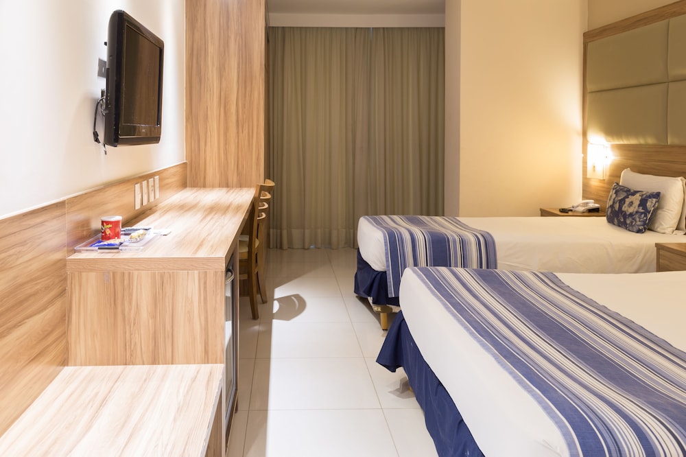 Deluxe Triple Room - Photo 16