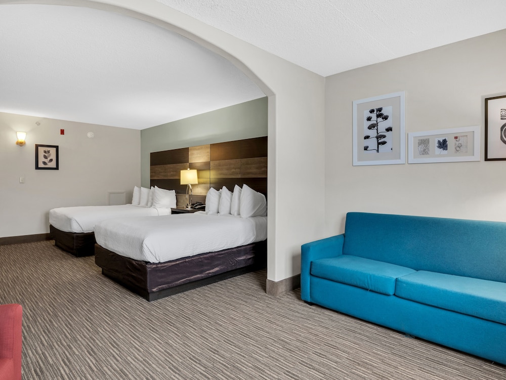 Suite, 2 Queen Beds, Non Smoking - Photo 5