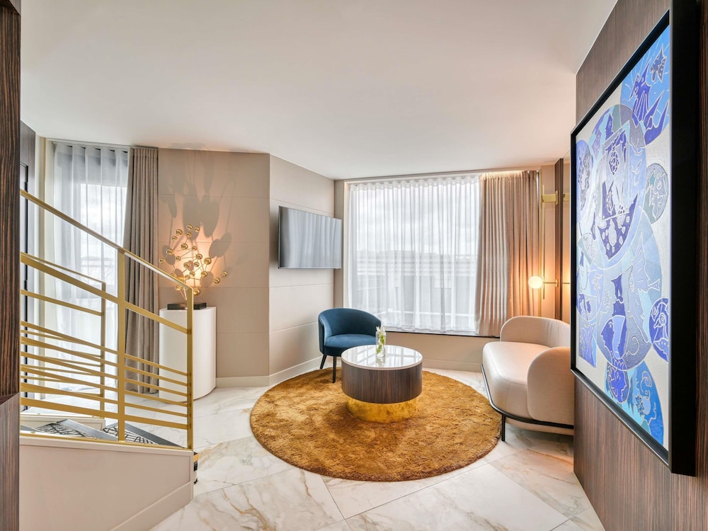 Novotel Paris Centre Bercy living photo