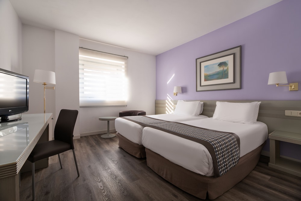 Double Room (With Parking) - Photo 2