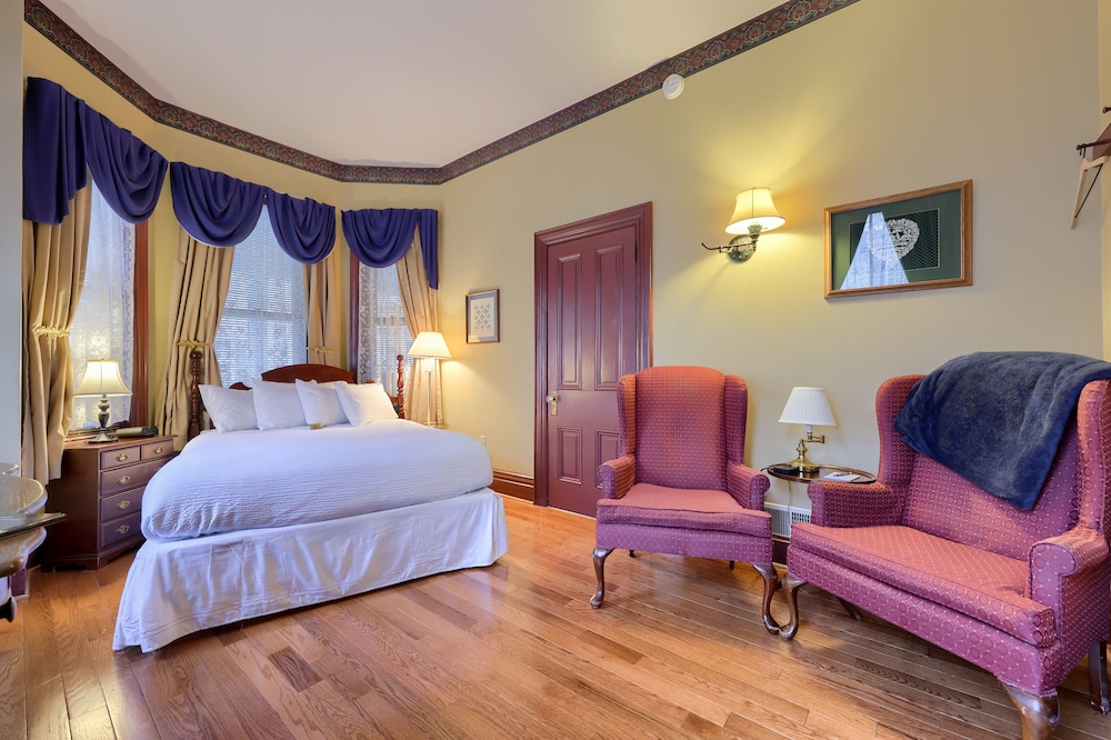 Room, 1 Queen Bed photo 1