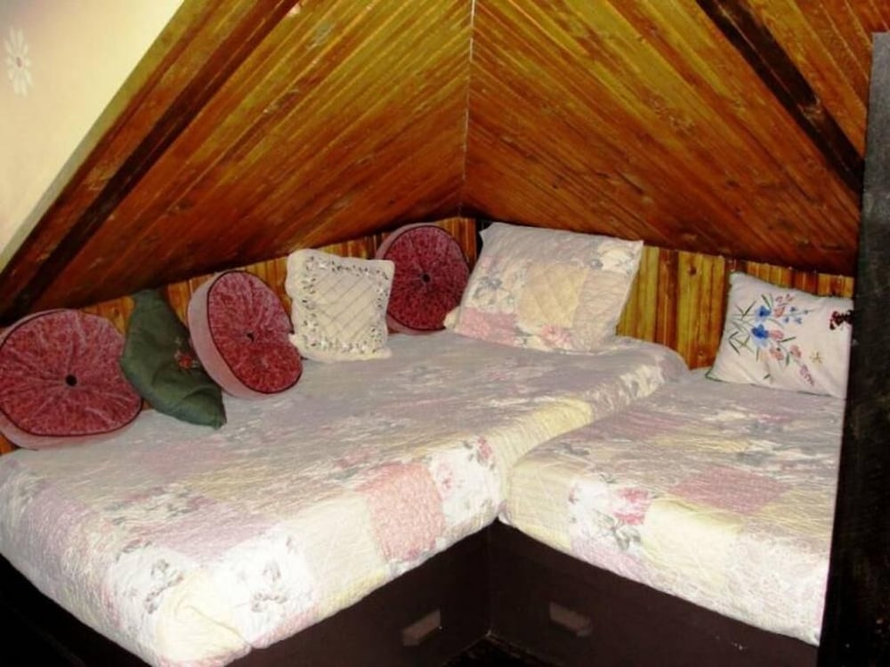 Superior Triple Room, Private Bathroom (Mary Lee Davis Suite) photo 3