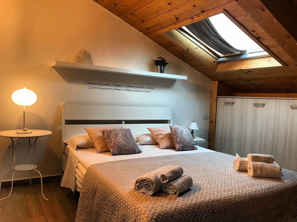 Superior Room, 1 Queen Bed With Sofa Bed, Private Bathroom, City View