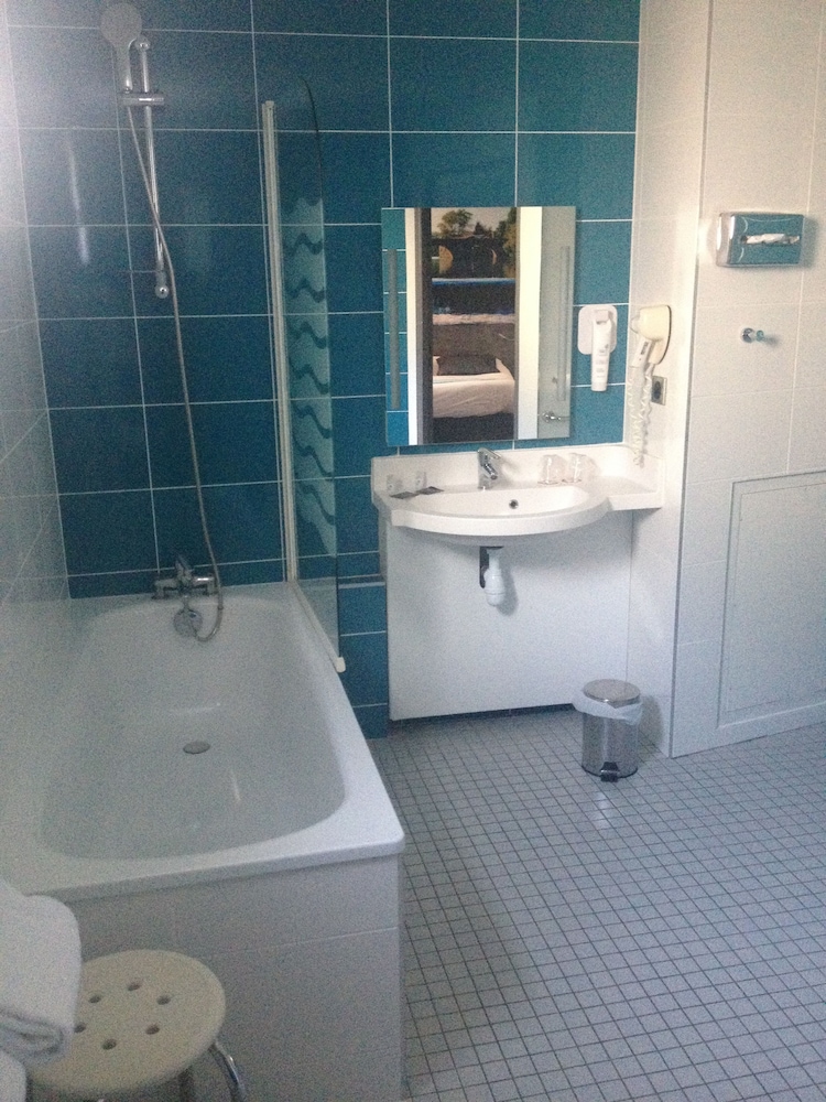 Family Triple Room - Photo 5