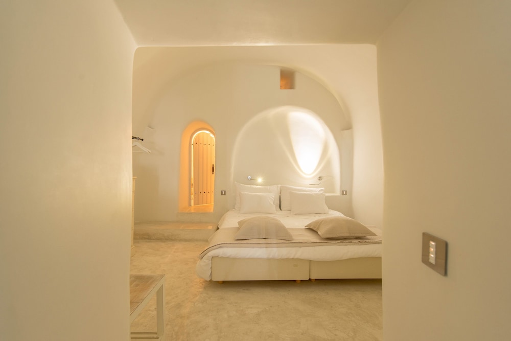 Suite with access to Terrace with shared Hot Tub Caldera View - Photo 1