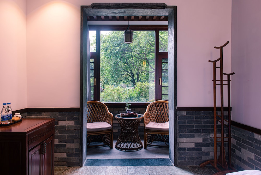 Furong Twin Room photo 2
