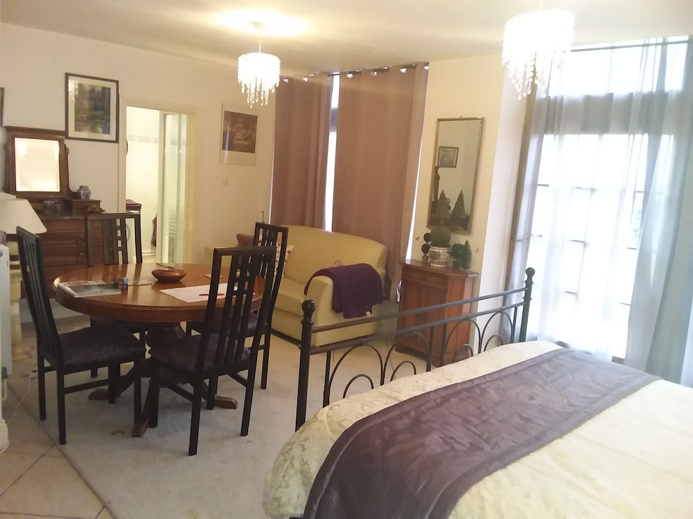 Superior Double or Twin Room photo 3