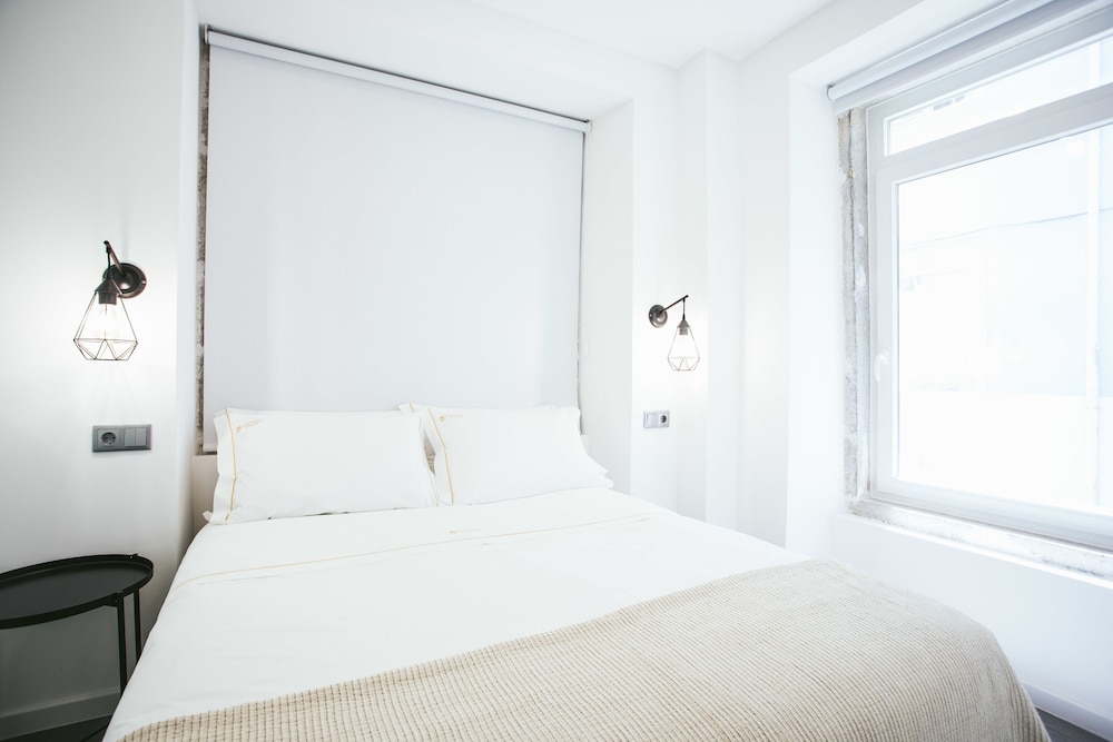 Executive Apartment, 1 Bedroom, Pool Access photo 2